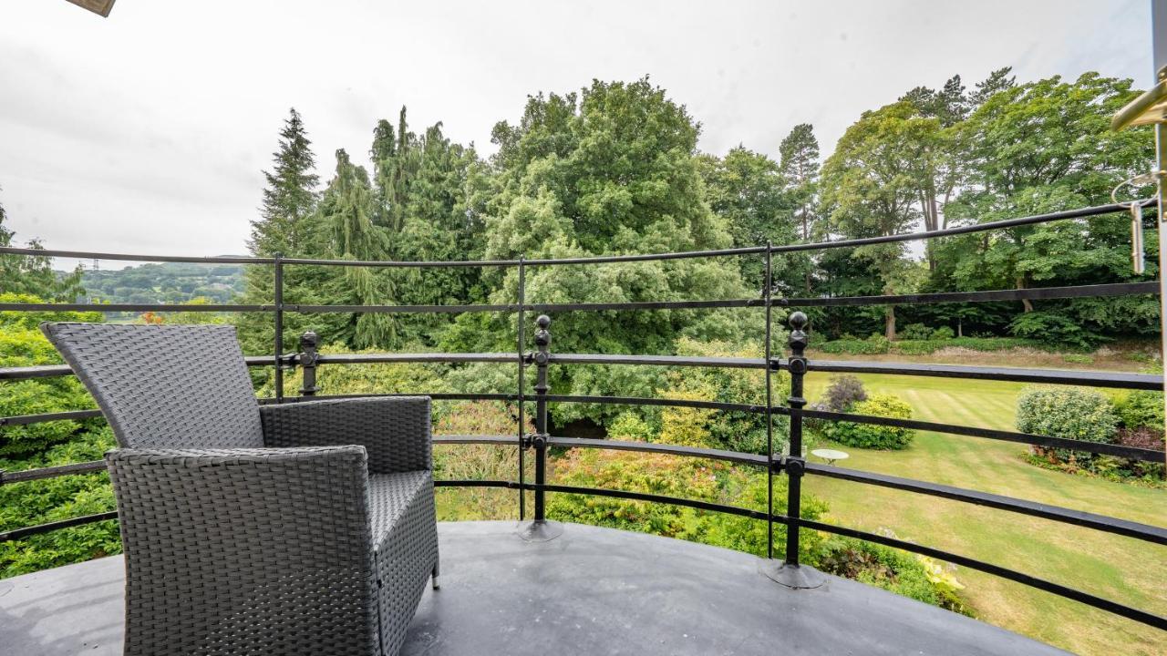 Pantybeiliau House Bed & Breakfast Gilwern Exterior foto